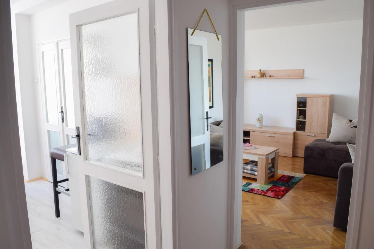 Apartman Bane 021 With A View Novi Sad Exterior photo