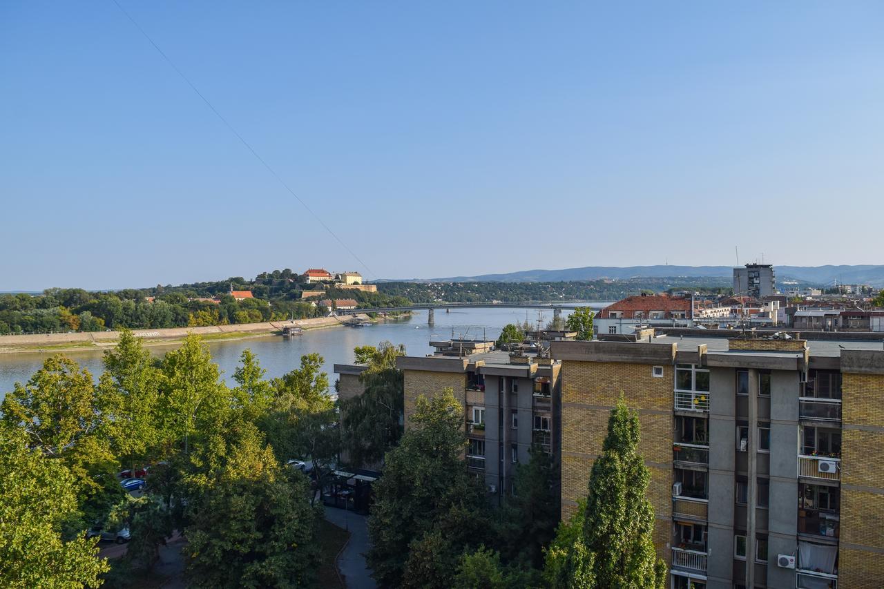 Apartman Bane 021 With A View Novi Sad Exterior photo